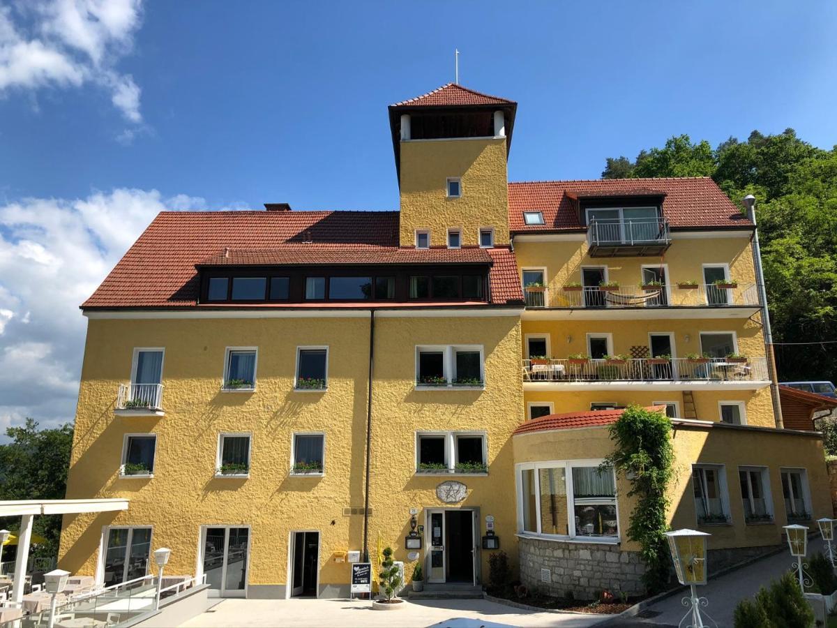 Hotel-restaurant Faustschloessl Feldkirchen an der Donau